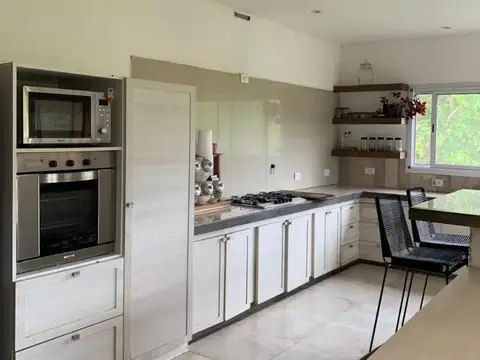 Casa en Venta en La Aguada De San Lorenzo, USD 560.000