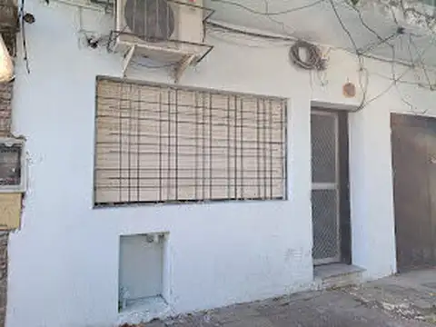 SAN MARTIN DEPTO 2 AMB PLANTA BAJA FTE APTO PROFESIONAL