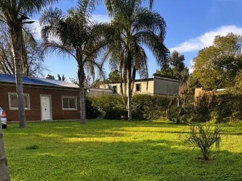 Casa en Venta con 1 cochera