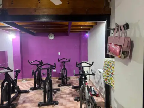 Local en Alquiler en Centro, $ 400.000