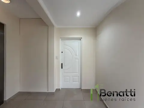 Departamento en Alquiler en Haedo, $ 450.000