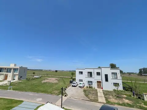 Casa en Country La Alameda Canning financiación