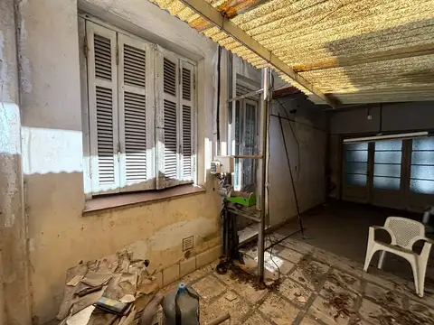 Depto Tipo Casa 6 ambientes con 2 baños