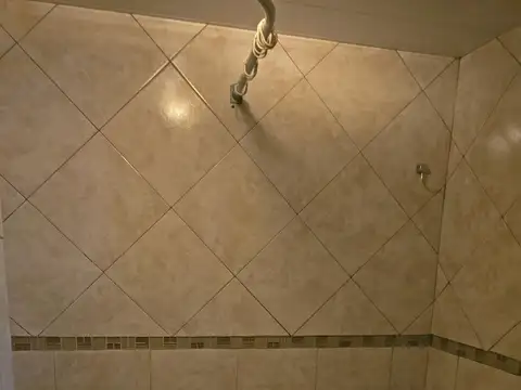 VENTA LOCAL EN VILLA ADELINA