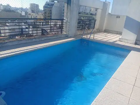 Hermoso Semipiso con cochera , excelente estado gral!