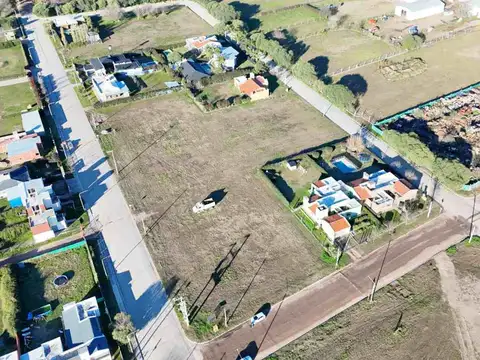 VENTA LOTE ESQUINA 2183 M2 SINSACATE ESCRITURA