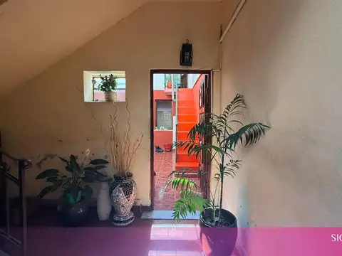 Depto Tipo Casa en Venta de 3 ambientes