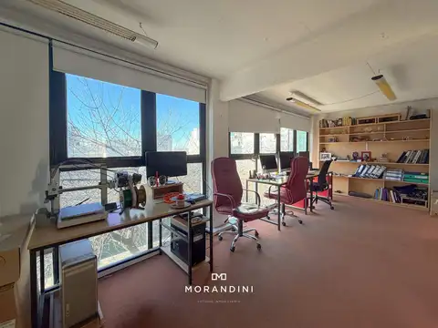 Oficina 90 m2 en Colegiales, 4 ambientes Luminosa