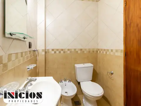 Dúplex con patio y parrilla - C1124