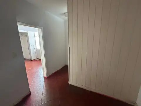 Alquilo PH. 1 Dor y Medio. Sin Expensas. Opcion Cochera