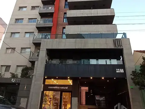 25 de Mayo 66