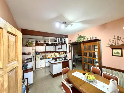 Casa en Venta en Castelar Sur, USD 115.000