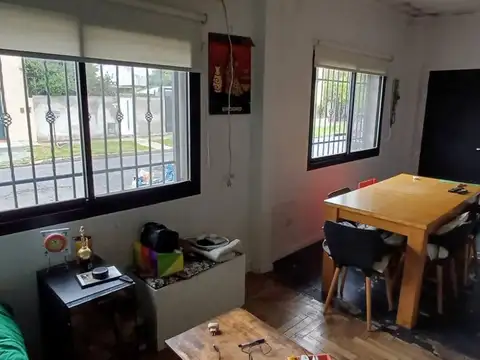 Depto Tipo Casa en Venta de 1 dormitorio