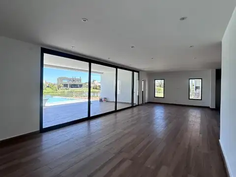 Casa en venta Cantón Norte