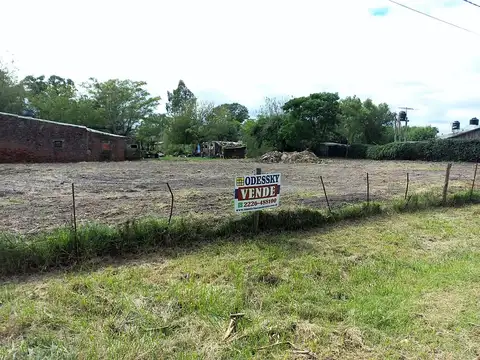Terreno en Venta 20  mts Frente