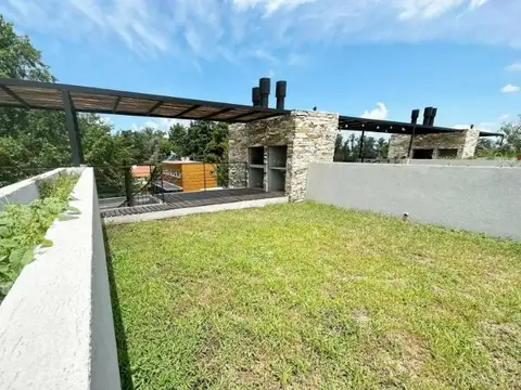 Venta departamento con jardin y quincho con parrilla en condominio Green Land. Km 40 Pilar