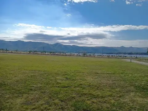 Venta Lote 1 Linea de Lago Puerto del Aguila, CBA