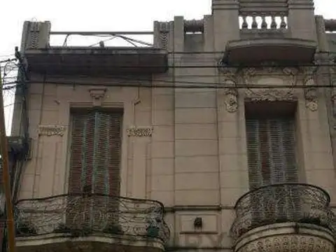 Venta de Casa en Planta Alta de 3 Dormitorios en Santa Fe.