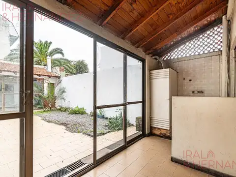 Depto Tipo Casa en Venta 40 años