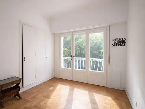 Depto Tipo Casa en Alquiler de 4 ambientes