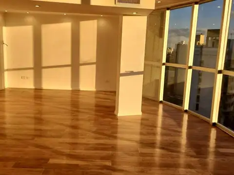 Oficina en Venta 20 años