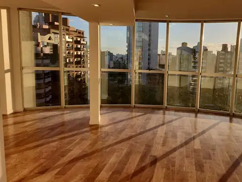 Oficina en venta en La Plata sobre Plaza Paso [Cod: 2852-41]