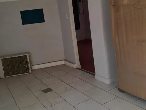 Local en Venta en Lomas del Mirador, USD 95.000