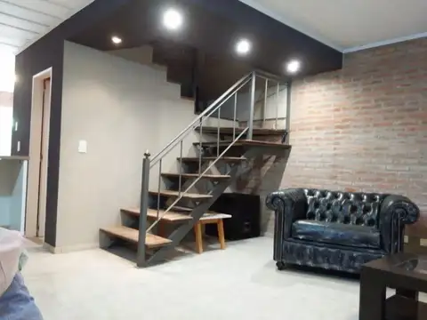 Oficina en Alquiler en Barrio Parque Leloir, USD 350