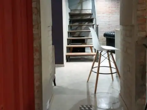 Oficina 7 ambientes con 4 baños