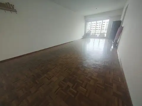 Departamento en alquiler de 3 ambientes en Acassuso