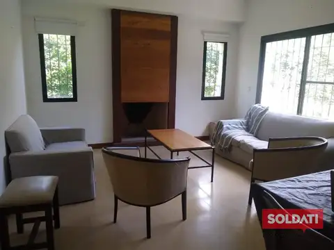 Casa 5 ambientes con 3 baños