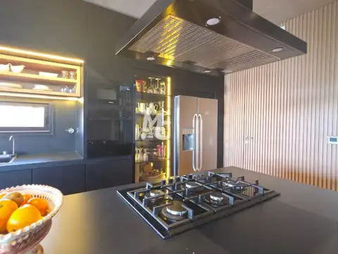 Casa en Venta al Este