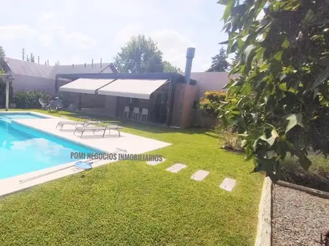 Casa 4 ambientes con 3 baños