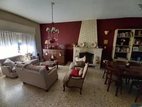 Casa en Venta en Hurlingham, USD 190.000