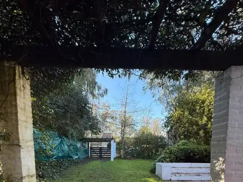 Casa 3 ambientes con 1 baño