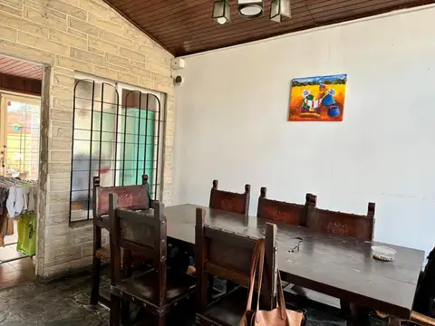 Casa en Venta con 1 cochera