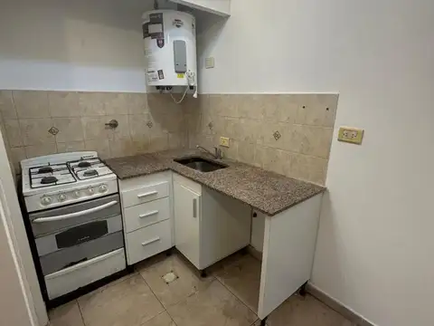 Pellegrini al 1400 Morón