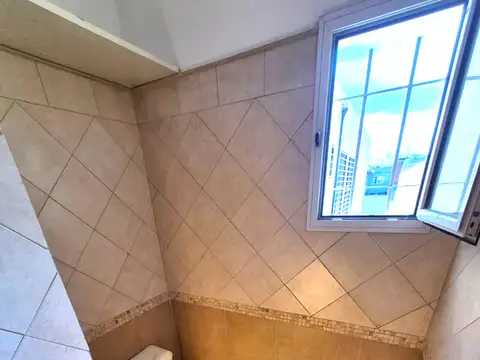 Oficina 3 ambientes con 1 baño