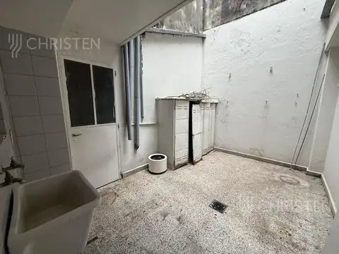 Oficina en Alquiler 50 años