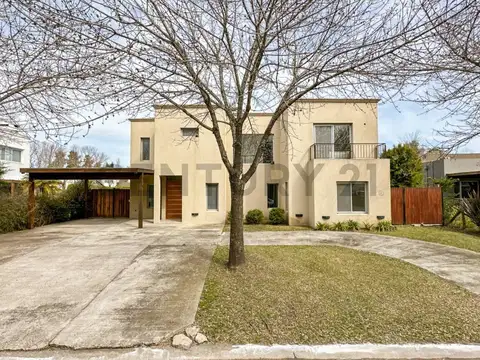 BOULEVARD DE TODOS LOS SANTOS 1200, Piso 0