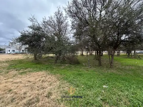 Terreno en Venta en Villa Catalina, USD 35.000