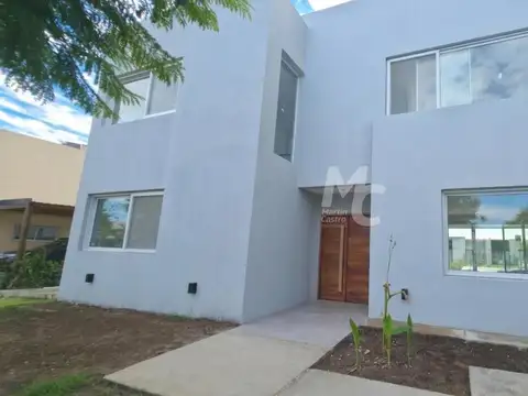 Casa en Venta en Puertos - Barrio Vistas, USD 430.000