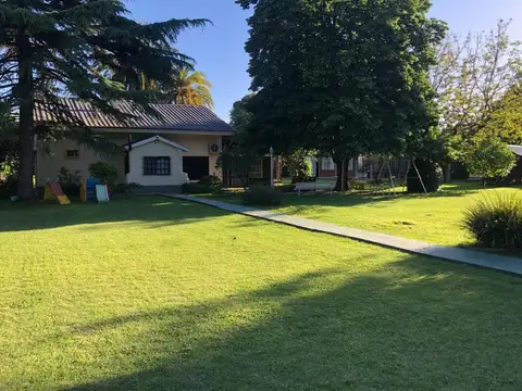 Hermosa Casa Quinta en Glew, a metros de Cap. Olivera