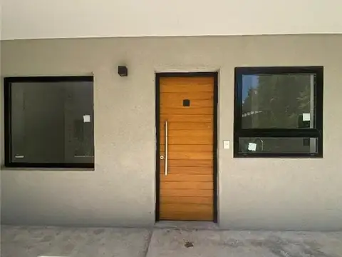 Departamento en Venta en Del Viso, USD 140.000