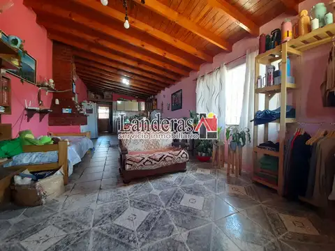 Casa 4 ambientes con 1 baño