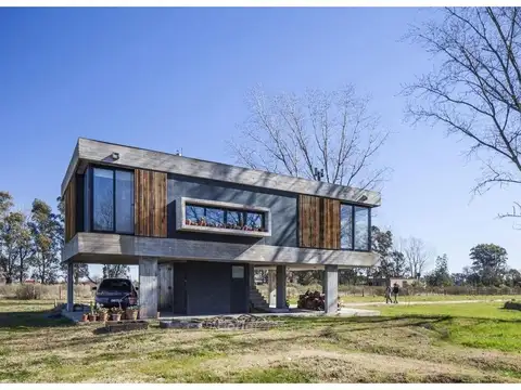 CASA QUINTA - LOTE 1 HECTAREA - HERMOSA CASA 2 DORM. HORMIGON - TERRAZA - URIBELARREA