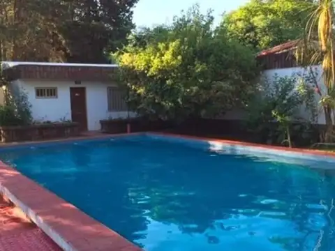 Casa en Alquiler Temporal con 2 cocheras