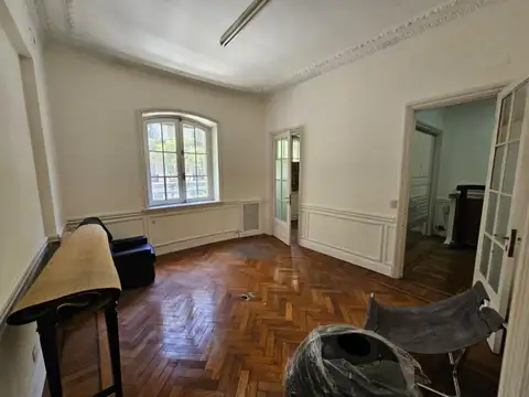 Oficina en Alquiler en Barrio Norte, USD 1.150