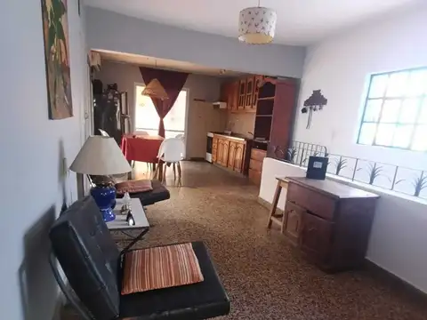Depto Tipo Casa 4 ambientes con 1 baño