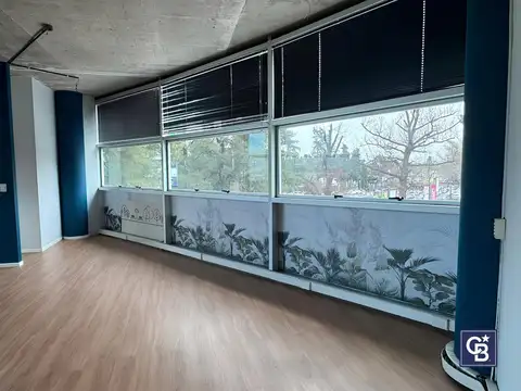 Oficina en Alquiler al Noreste